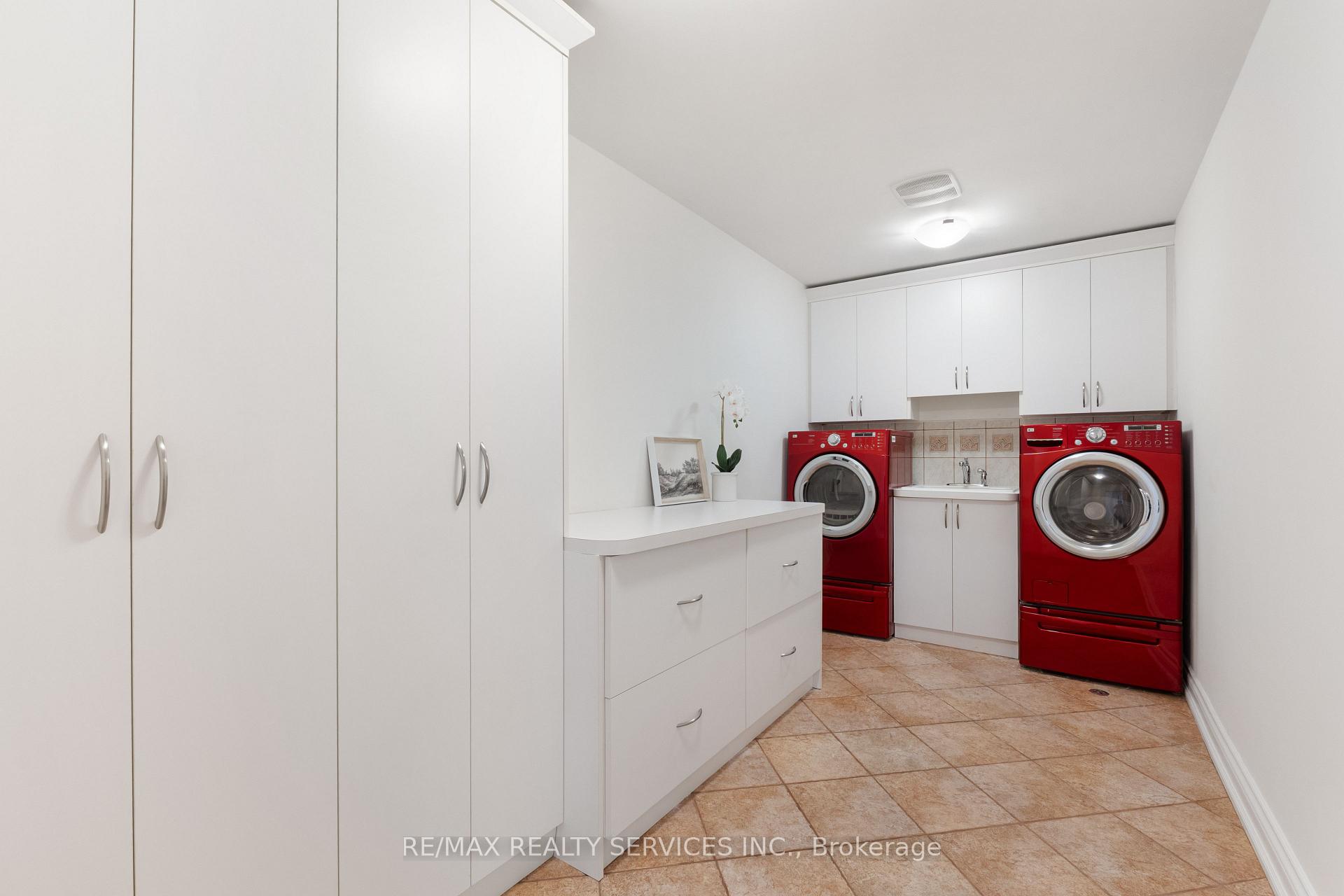 Photo 28 of 546 Conservation Drive, Brampton, Snelgrove — HOMEH