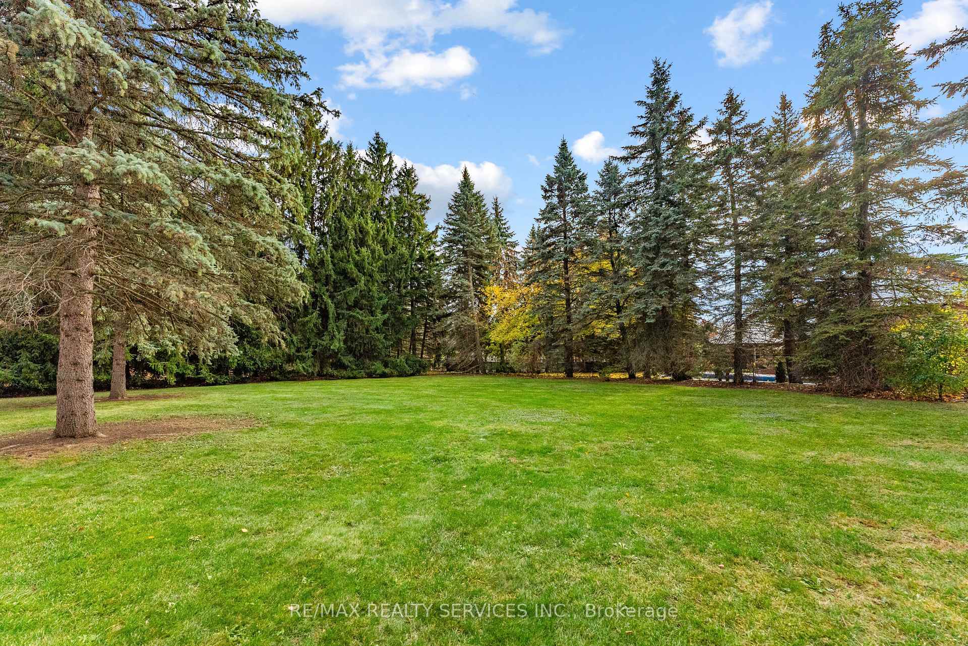 Photo 48 of 546 Conservation Drive, Brampton, Snelgrove — HOMEH