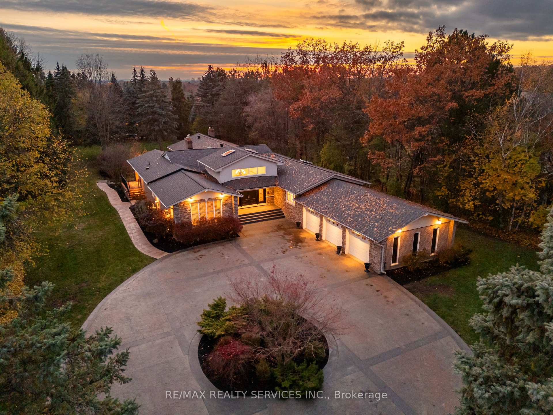 Photo 50 of 546 Conservation Drive, Brampton, Snelgrove — HOMEH