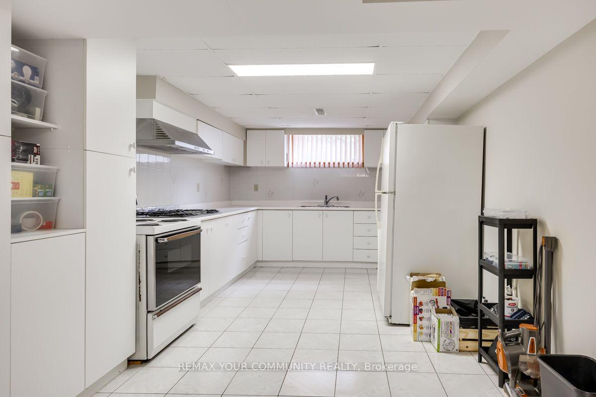 Photo 22 of 55 Thistle Ridge Drive, Vaughan, East Woodbridge — HOMEH