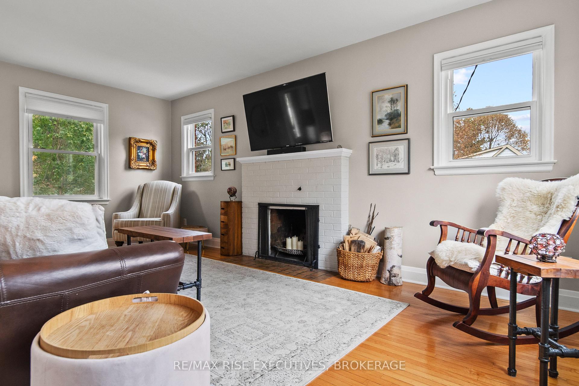 Photo 6 of 130 Florence Street, Kingston, West of Sir John A. Blvd — HOMEH