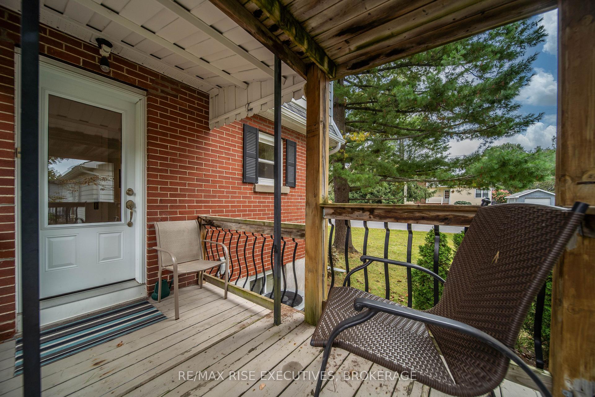 Photo 36 of 130 Florence Street, Kingston, West of Sir John A. Blvd — HOMEH