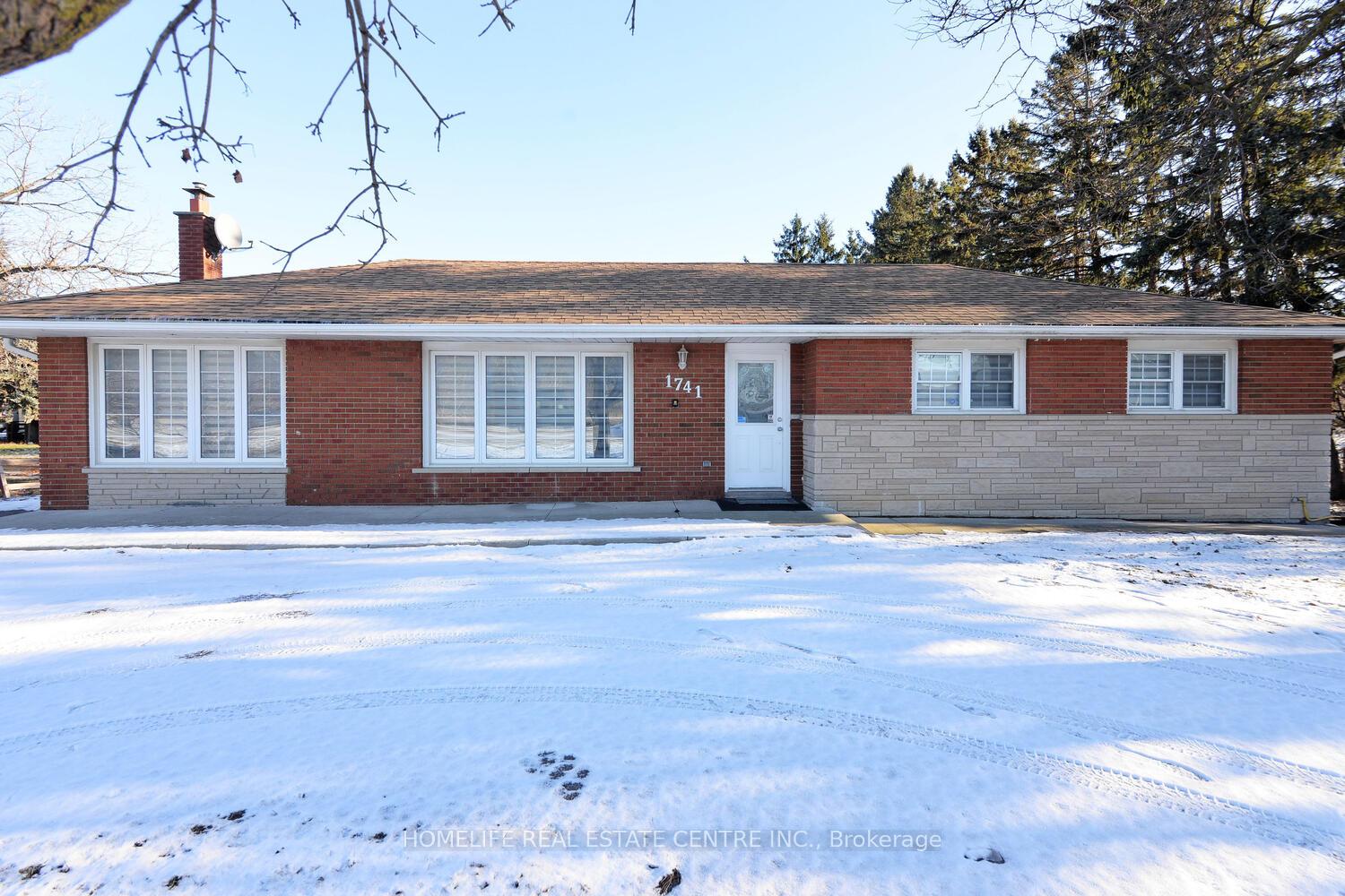 Photo 2 of 1741 Countryside Drive, Brampton, Sandringham-Wellington — HOMEH
