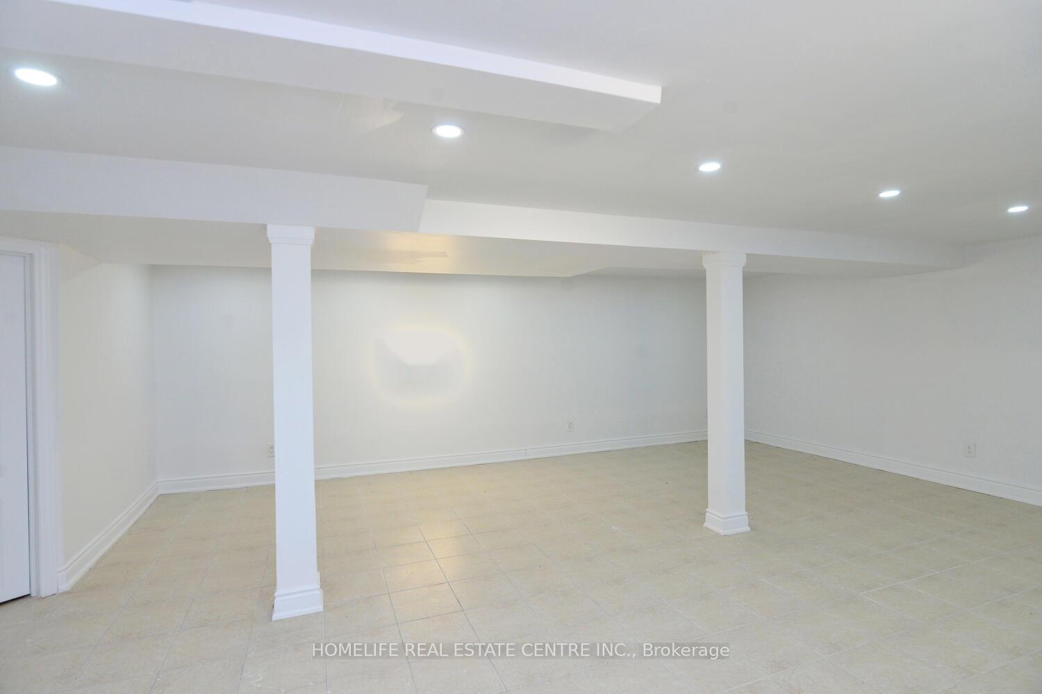 Photo 26 of 1741 Countryside Drive, Brampton, Sandringham-Wellington — HOMEH