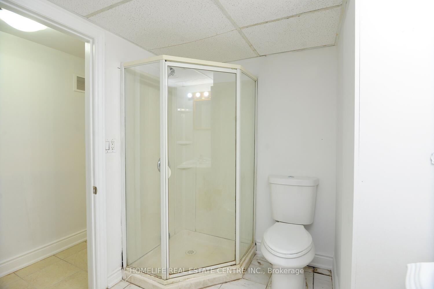 Photo 34 of 1741 Countryside Drive, Brampton, Sandringham-Wellington — HOMEH