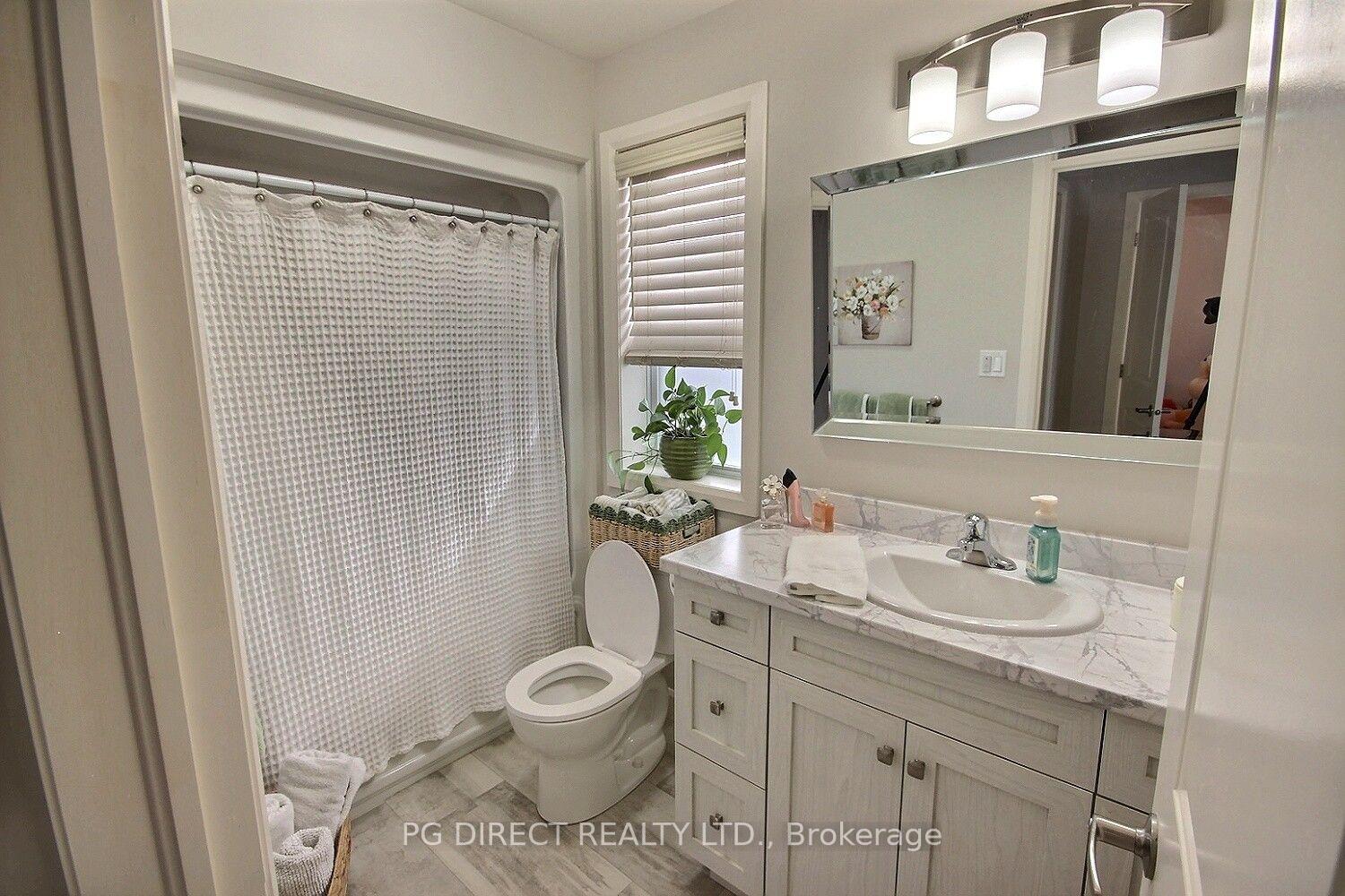 Photo 12 of 6 Dewal Place, Belleville, Belleville Ward — HOMEH