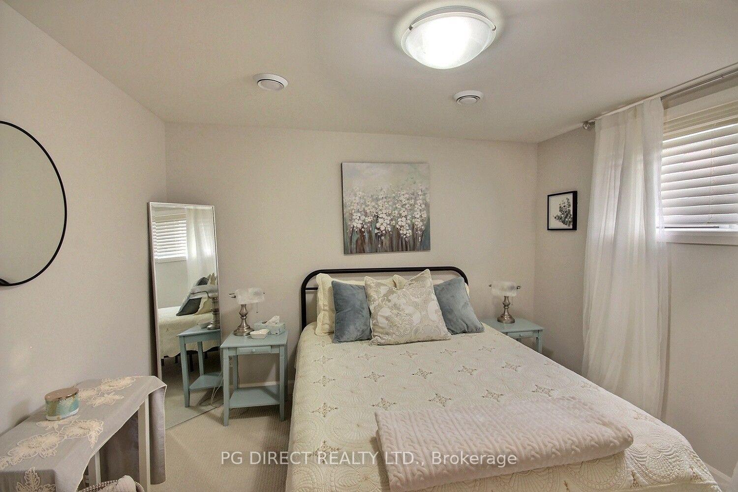 Photo 15 of 6 Dewal Place, Belleville, Belleville Ward — HOMEH