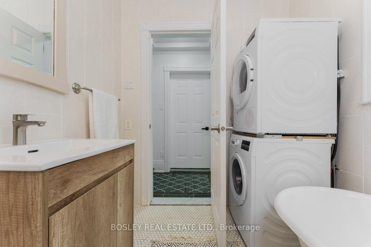Photo 8 of Unit 1, 11 Boustead Avenue, Toronto, High Park-Swansea — HOMEH