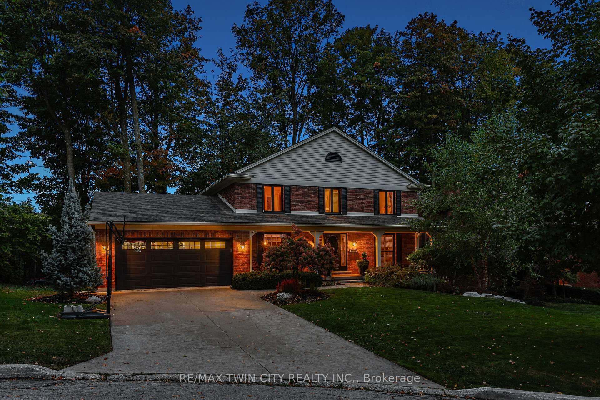 Photo 6 of 114 Frederick Banting Place, Waterloo, Upper Beechwood — HOMEH