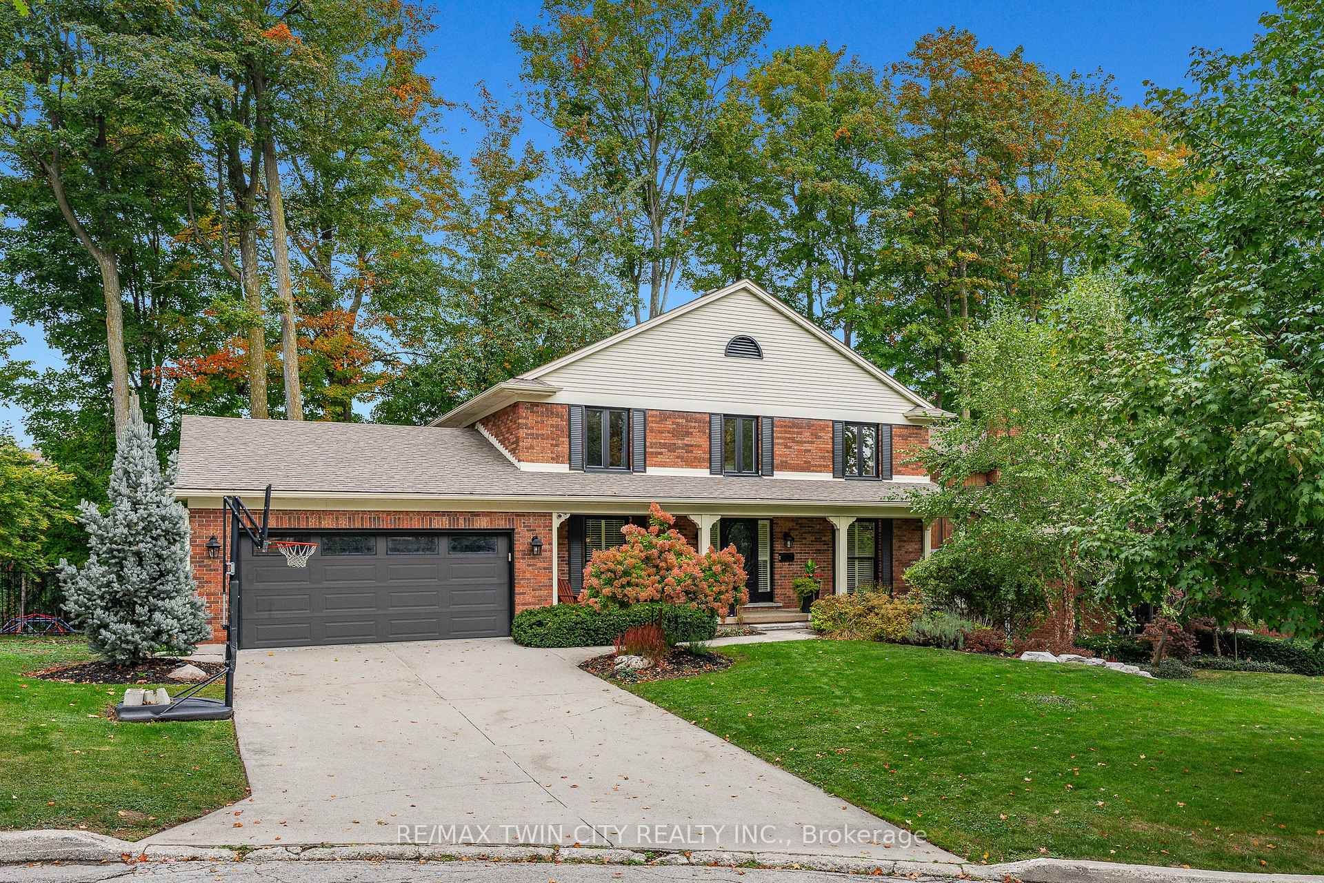Photo 7 of 114 Frederick Banting Place, Waterloo, Upper Beechwood — HOMEH