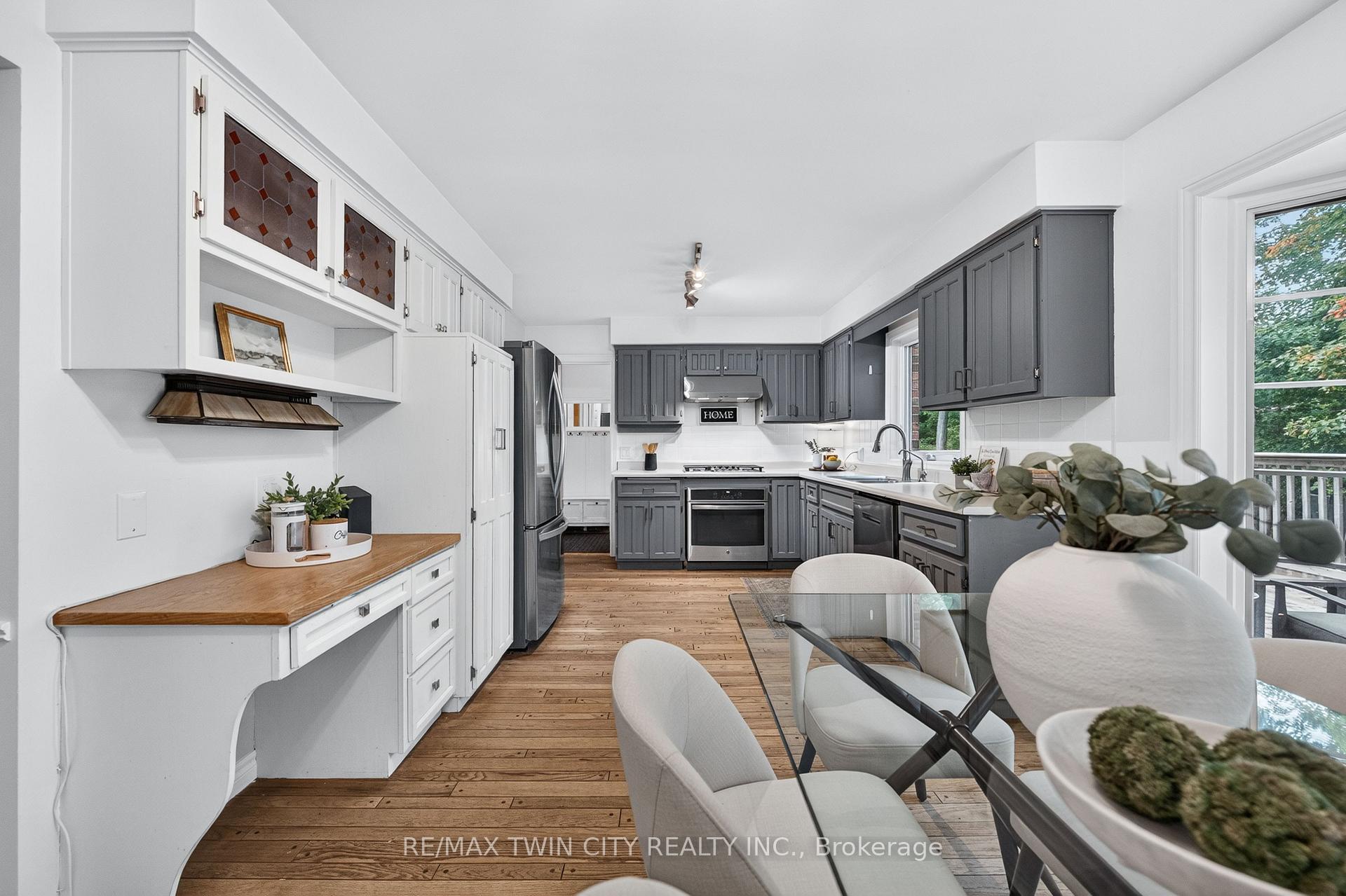 Photo 24 of 114 Frederick Banting Place, Waterloo, Upper Beechwood — HOMEH