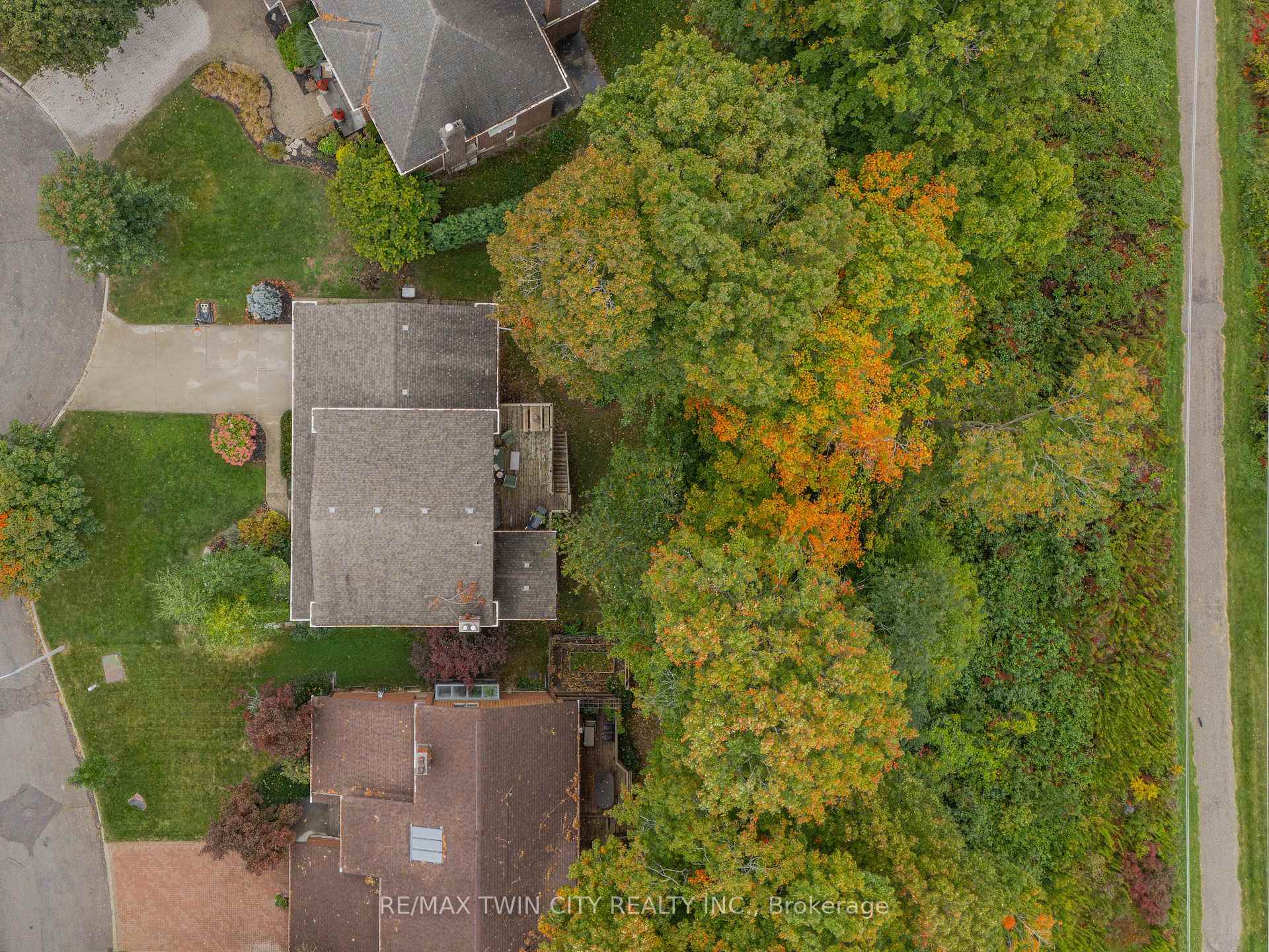 Photo 41 of 114 Frederick Banting Place, Waterloo, Upper Beechwood — HOMEH
