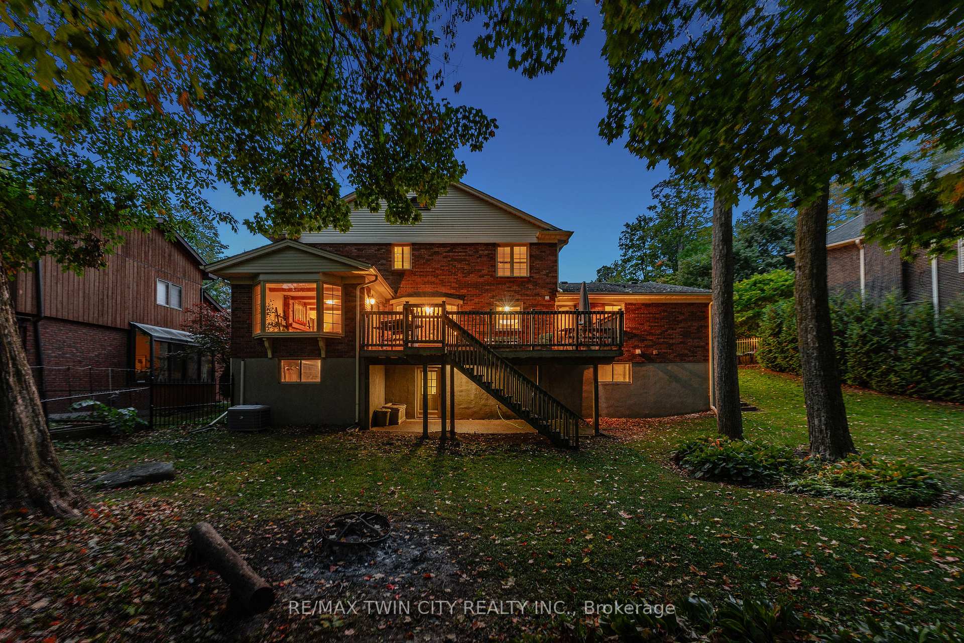 Photo 44 of 114 Frederick Banting Place, Waterloo, Upper Beechwood — HOMEH
