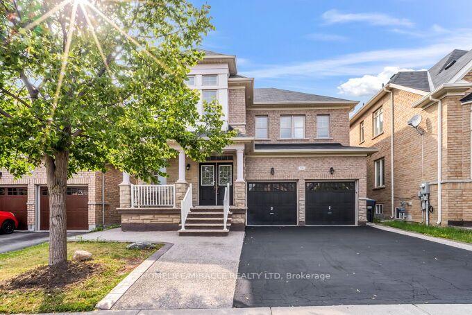 Photo 2 of 14 Bonnie Braes Drive, Brampton, Credit Valley — HOMEH