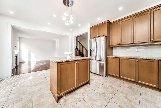 Photo 14 of 14 Bonnie Braes Drive, Brampton, Credit Valley — HOMEH