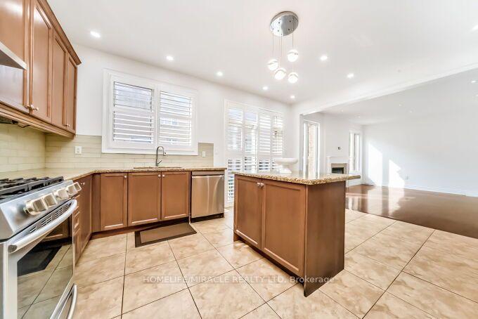 Photo 15 of 14 Bonnie Braes Drive, Brampton, Credit Valley — HOMEH