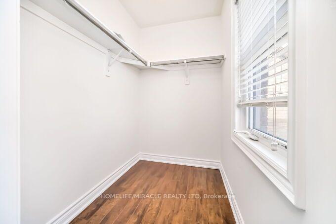 Photo 29 of 14 Bonnie Braes Drive, Brampton, Credit Valley — HOMEH