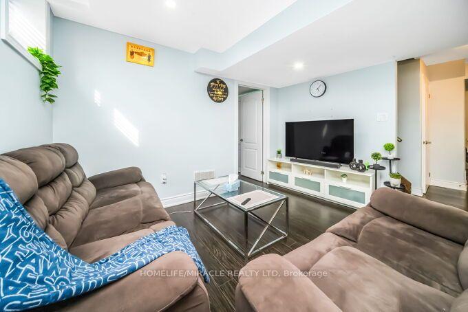 Photo 40 of 14 Bonnie Braes Drive, Brampton, Credit Valley — HOMEH