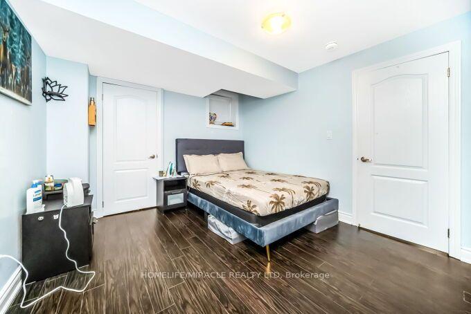 Photo 45 of 14 Bonnie Braes Drive, Brampton, Credit Valley — HOMEH