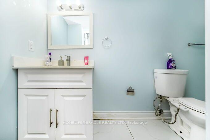 Photo 46 of 14 Bonnie Braes Drive, Brampton, Credit Valley — HOMEH
