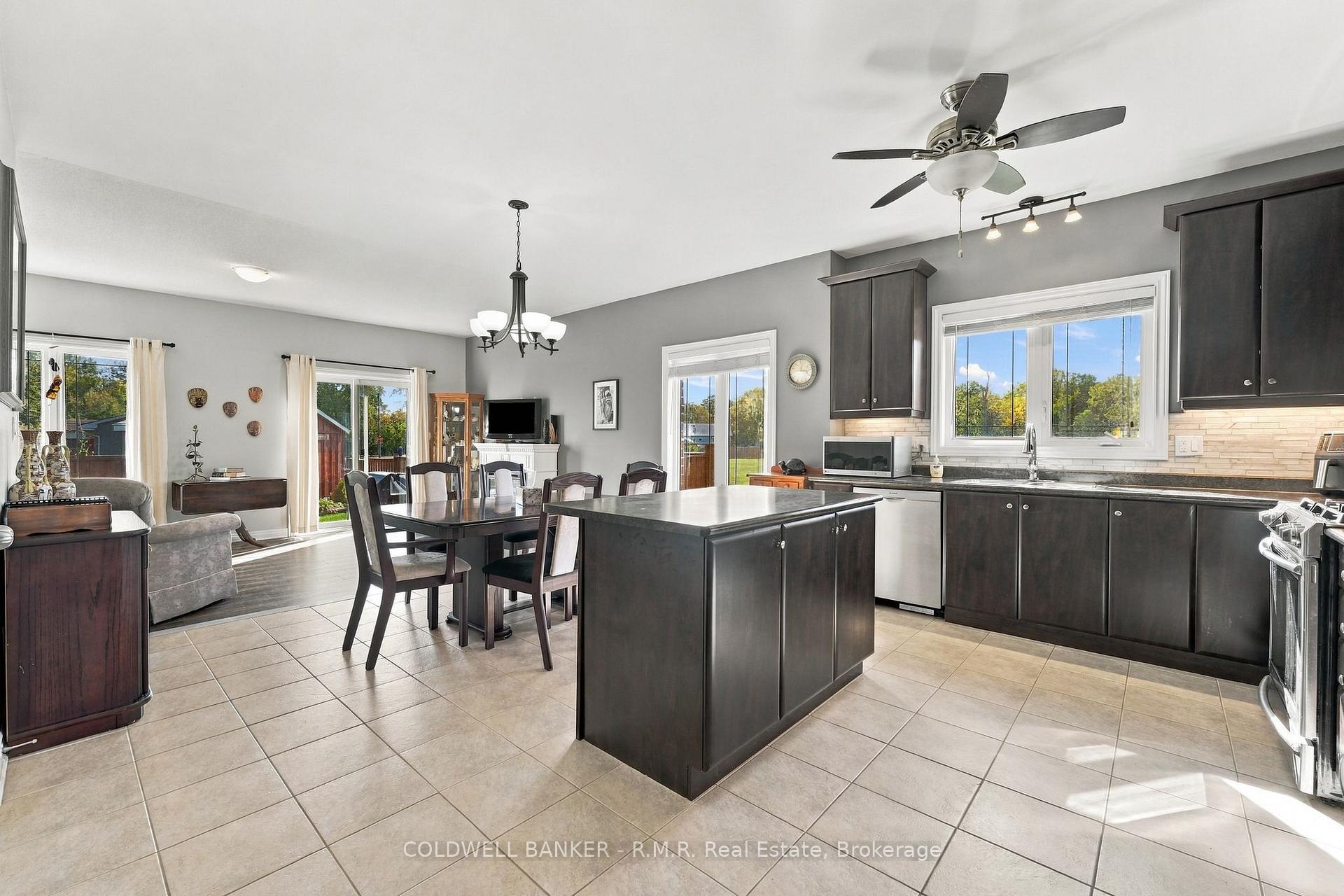 Photo 11 of 3 Pollock Avenue, Brock, Beaverton — HOMEH