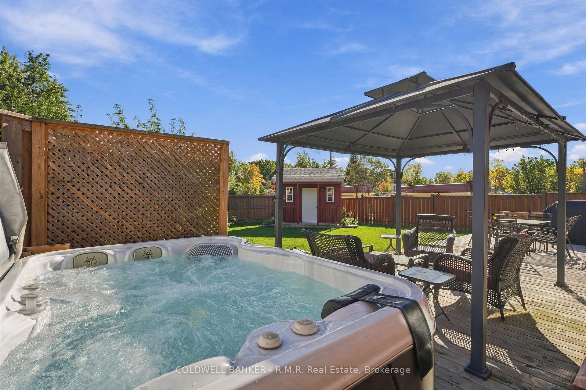 Photo 36 of 3 Pollock Avenue, Brock, Beaverton — HOMEH