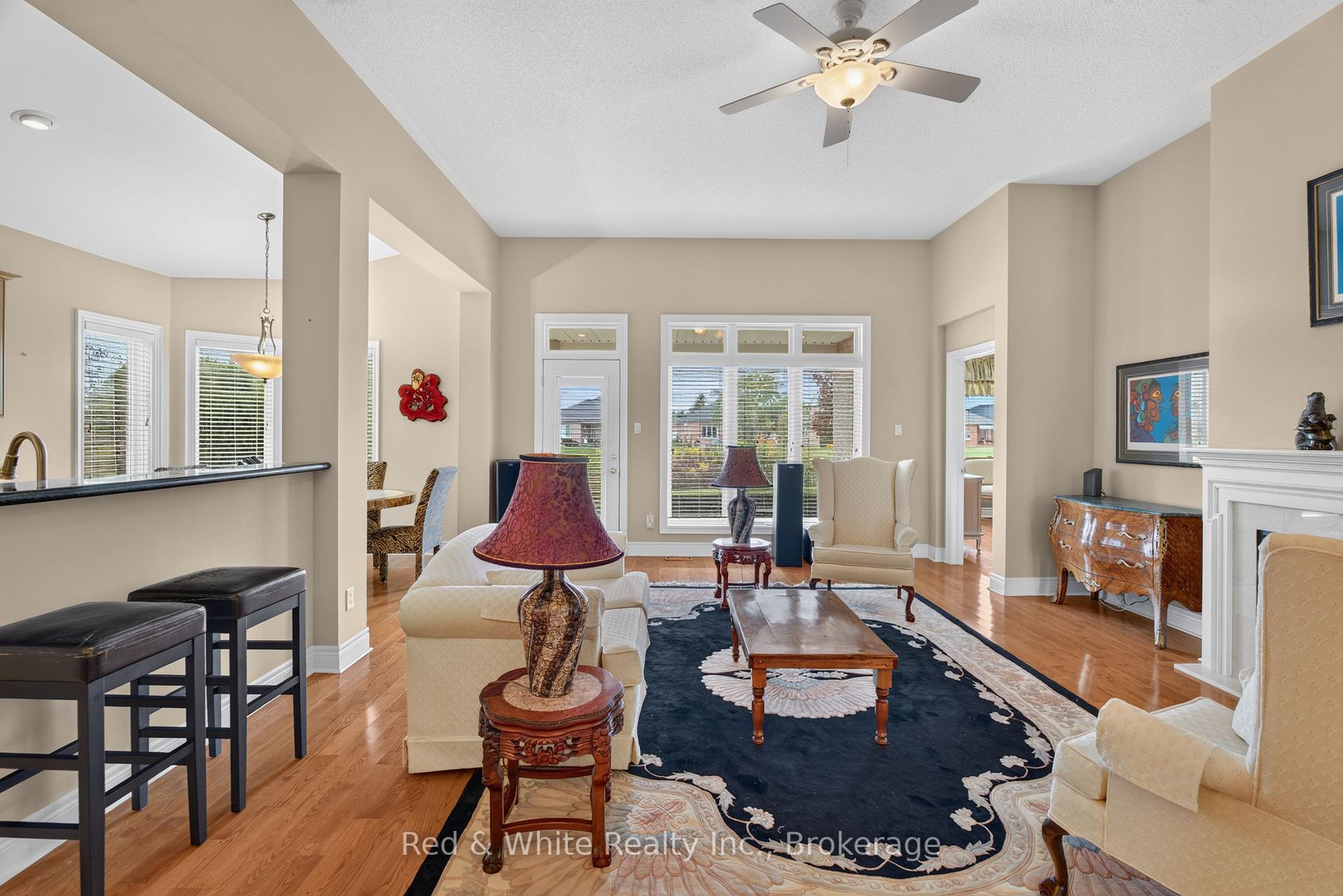 Photo 9 of Unit 25, 76 Mcdermott Trail, Whitchurch-Stouffville, Ballantrae — HOMEH