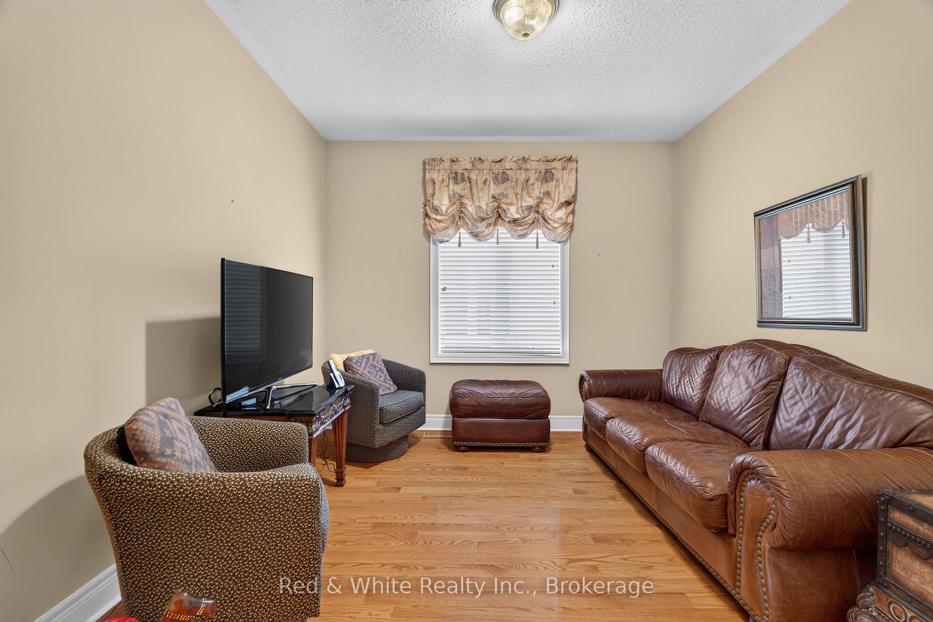 Photo 19 of Unit 25, 76 Mcdermott Trail, Whitchurch-Stouffville, Ballantrae — HOMEH