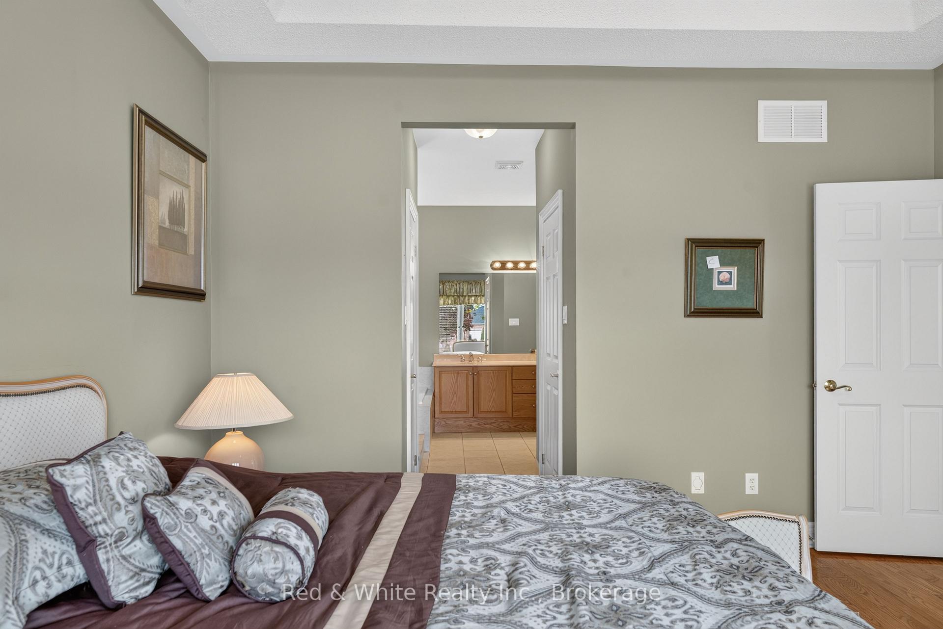 Photo 22 of Unit 25, 76 Mcdermott Trail, Whitchurch-Stouffville, Ballantrae — HOMEH