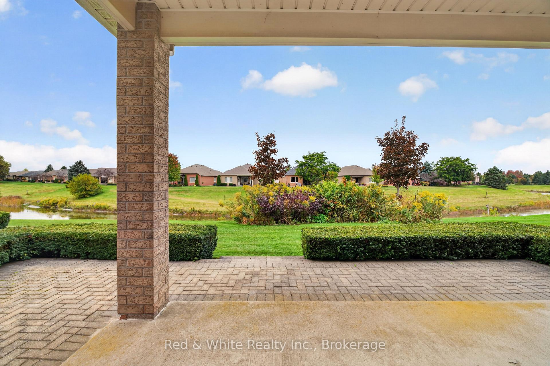Photo 33 of Unit 25, 76 Mcdermott Trail, Whitchurch-Stouffville, Ballantrae — HOMEH