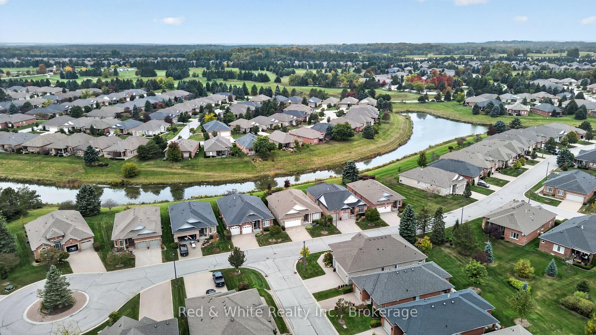 Photo 39 of Unit 25, 76 Mcdermott Trail, Whitchurch-Stouffville, Ballantrae — HOMEH