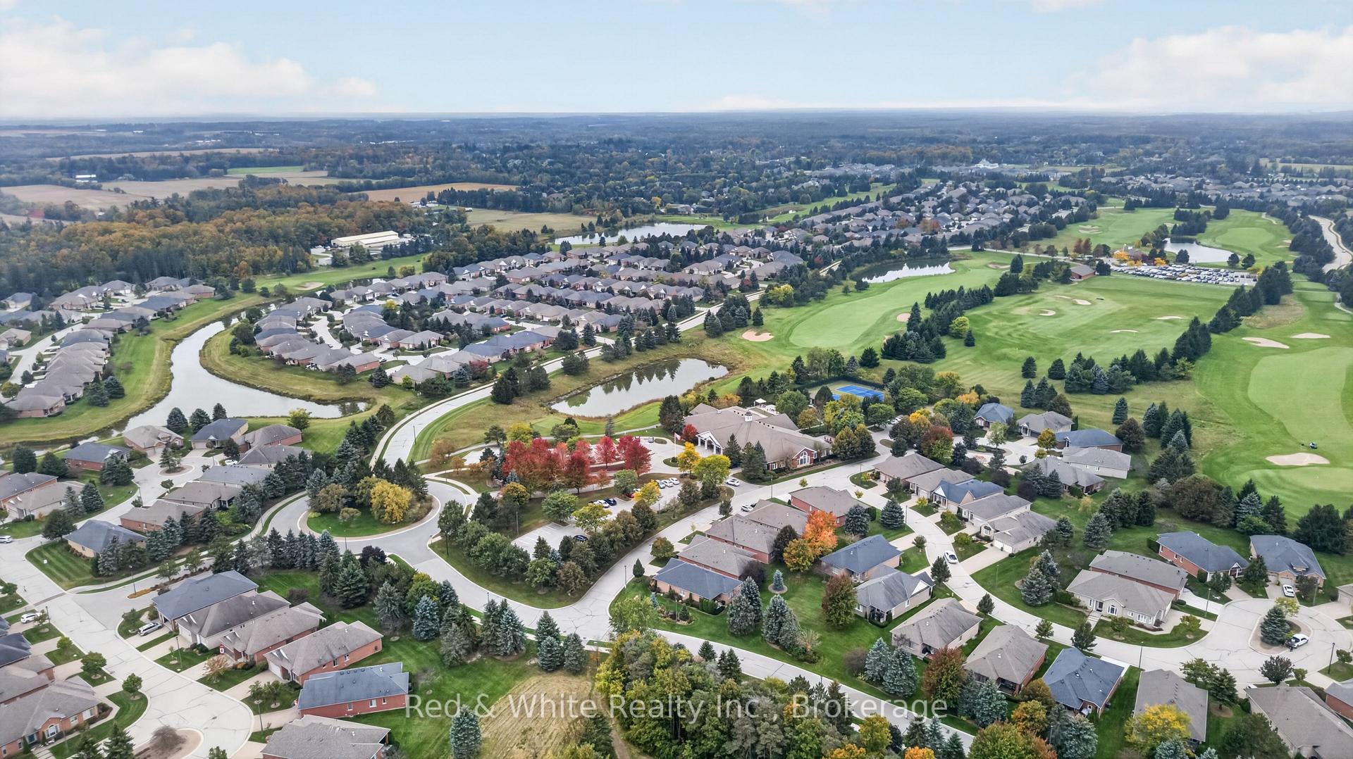Photo 43 of Unit 25, 76 Mcdermott Trail, Whitchurch-Stouffville, Ballantrae — HOMEH