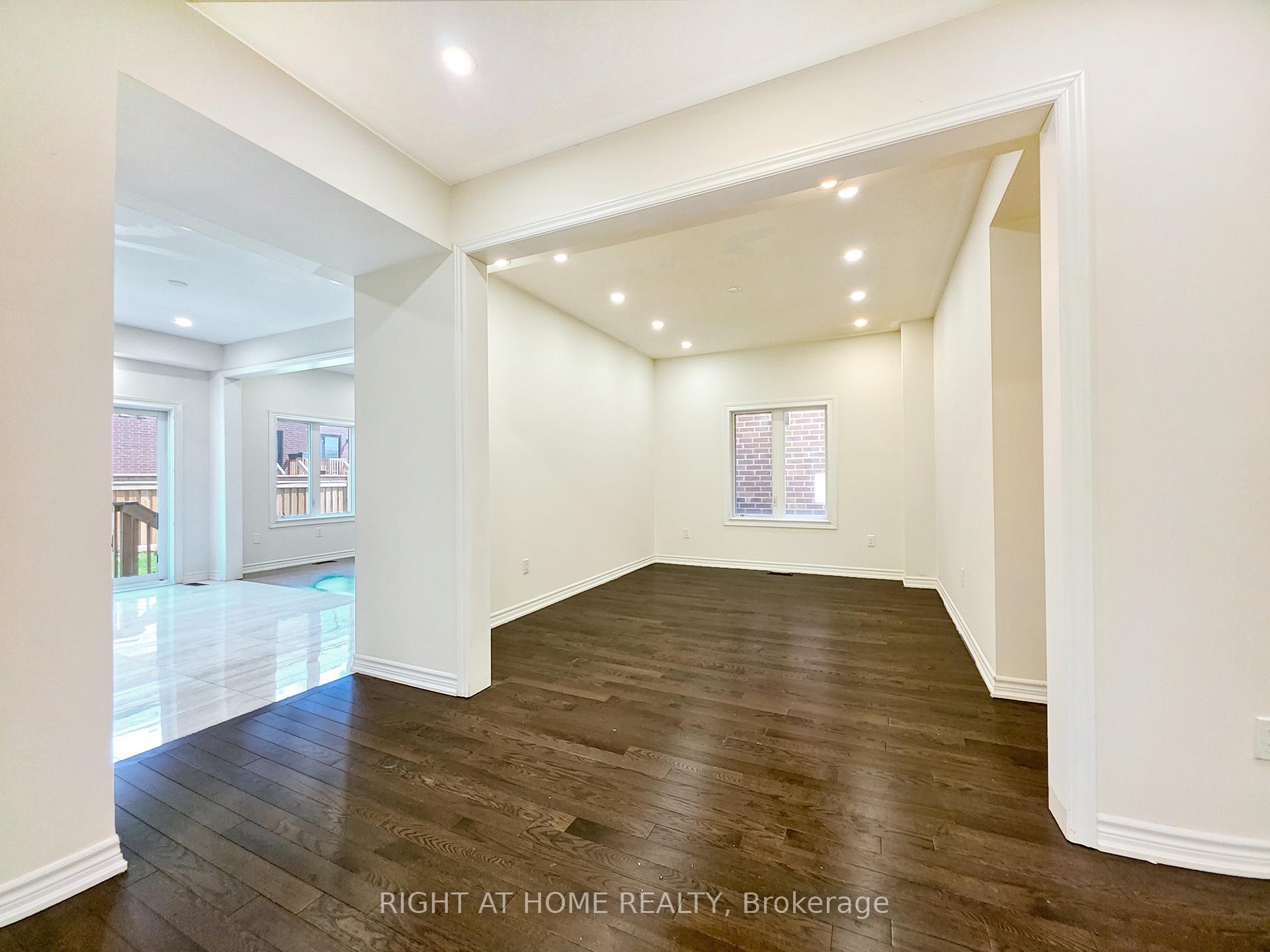 Photo 8 of 219 Fleetwood Drive, Oshawa, Eastdale — HOMEH