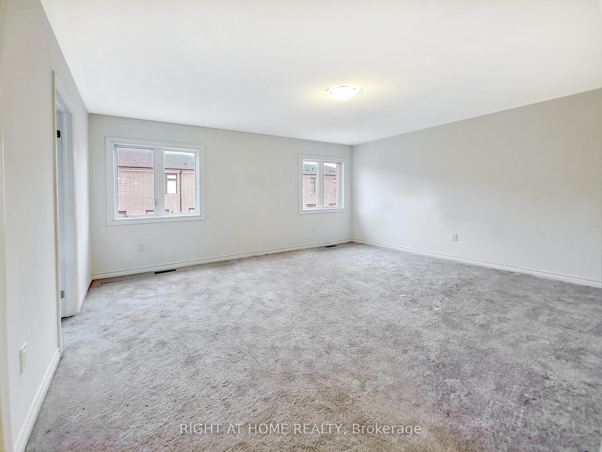 Photo 13 of 219 Fleetwood Drive, Oshawa, Eastdale — HOMEH