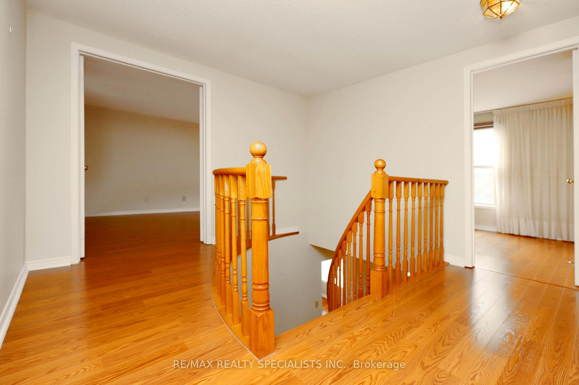 Photo 27 of 4 Mowat Court, Brampton, Heart Lake East — HOMEH