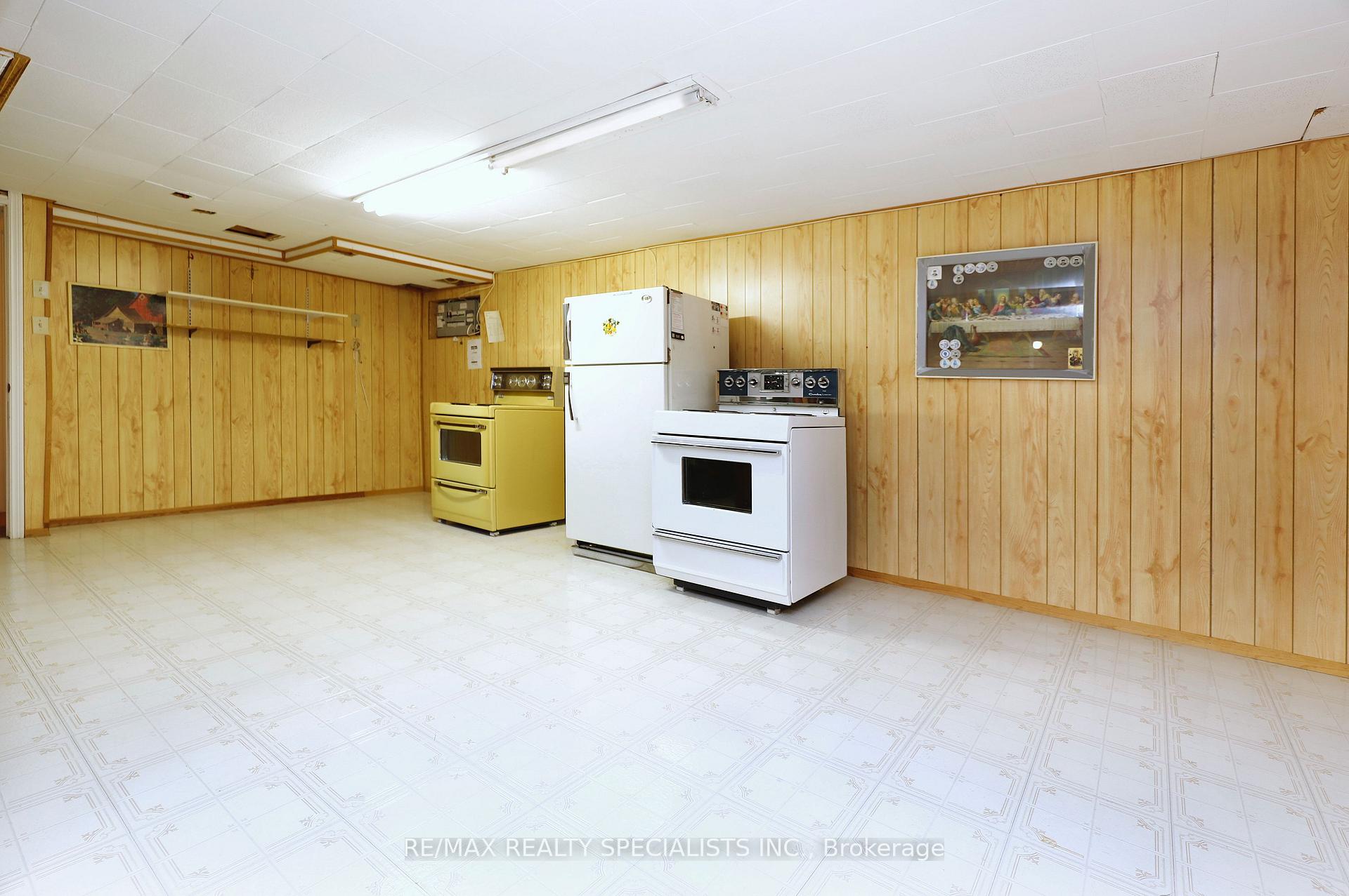 Photo 45 of 4 Mowat Court, Brampton, Heart Lake East — HOMEH