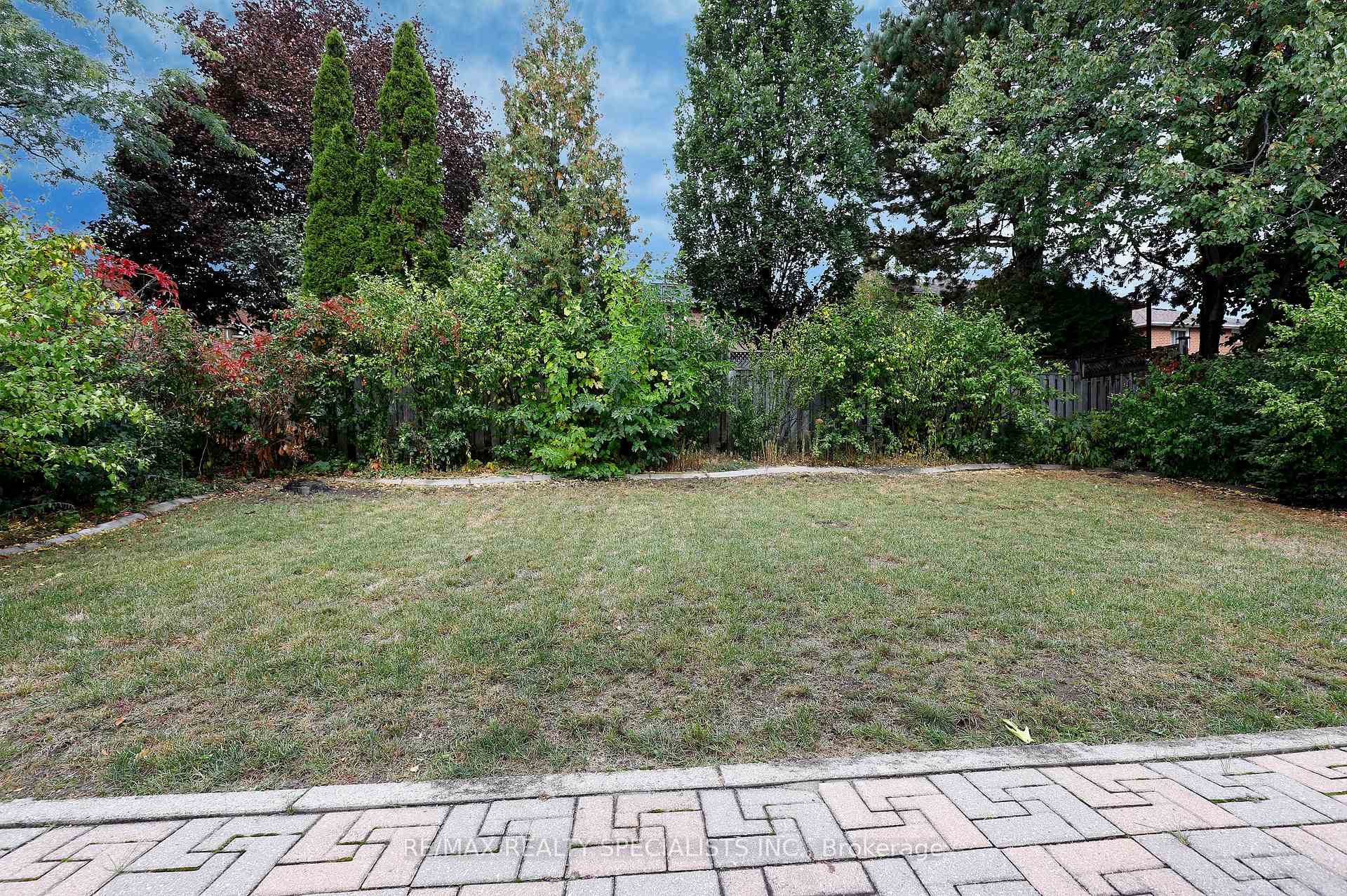 Photo 48 of 4 Mowat Court, Brampton, Heart Lake East — HOMEH