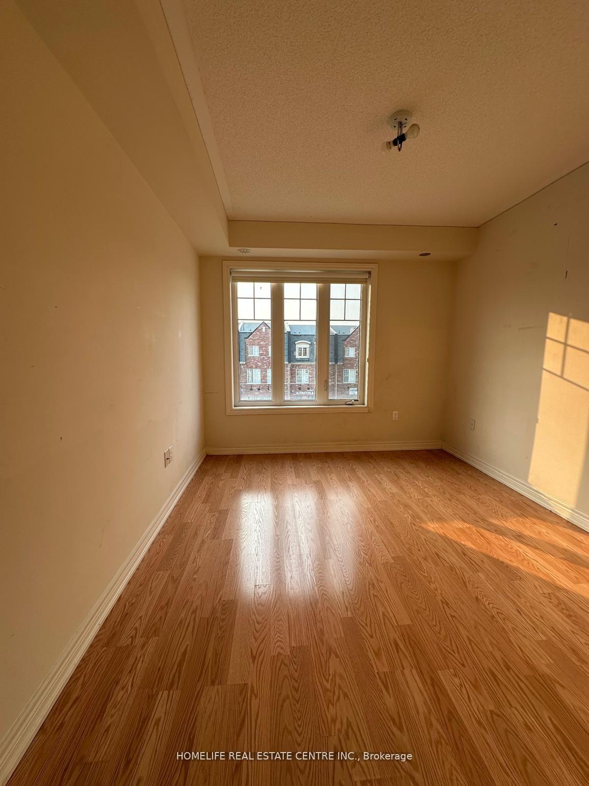 Photo 33 of 139 Inspire Boulevard, Brampton, Sandringham-Wellington North — HOMEH