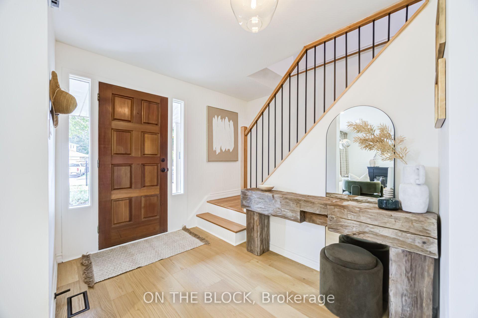 Photo 4 of 45 Palmwood Gate, Whitchurch-Stouffville, Stouffville — HOMEH