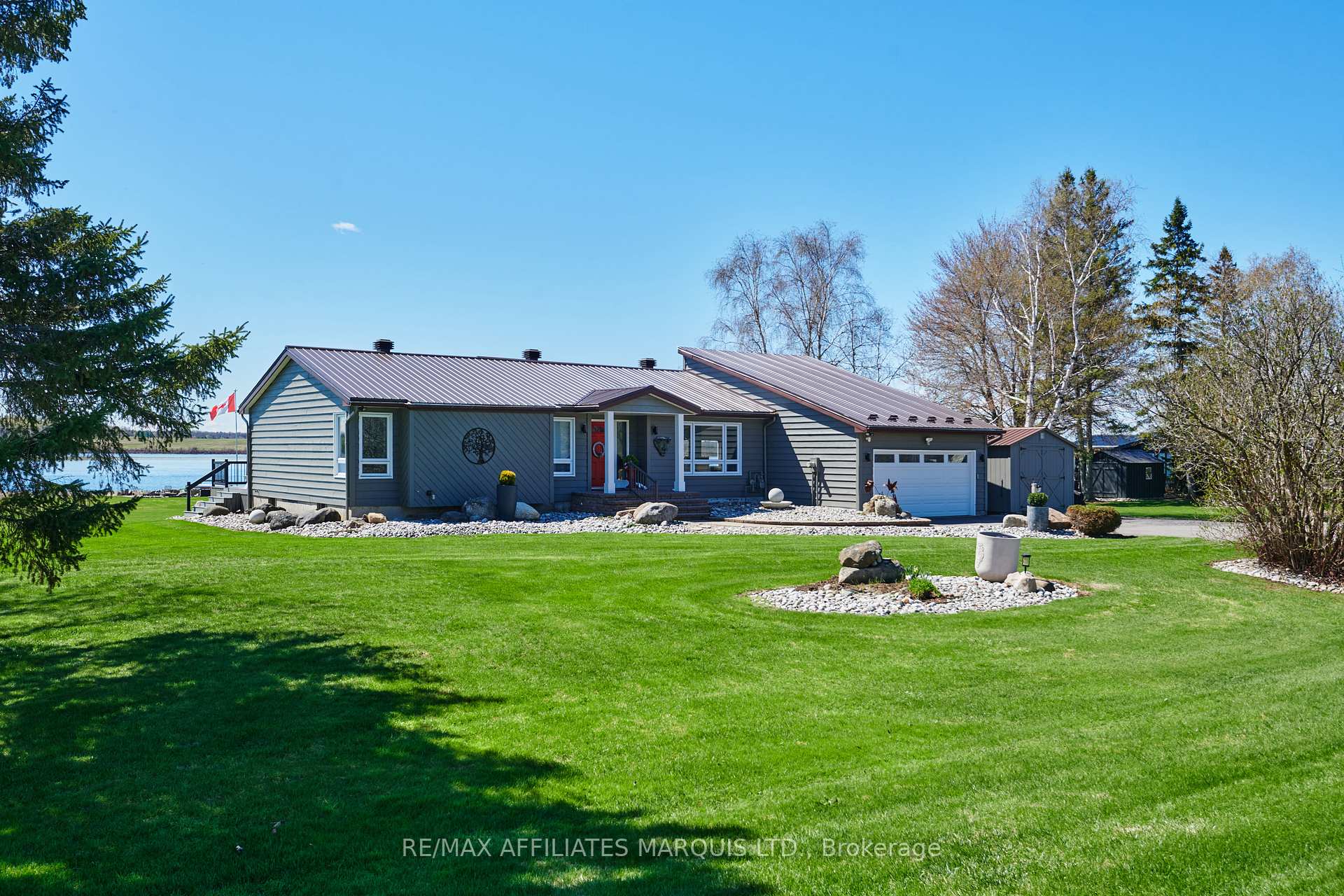 Photo of 11728 Lakeshore Drive