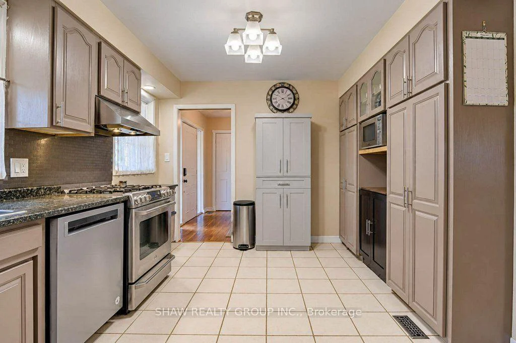 Photo 24 of 1370 Thorman Place, Cambridge, Preston North — HOMEH