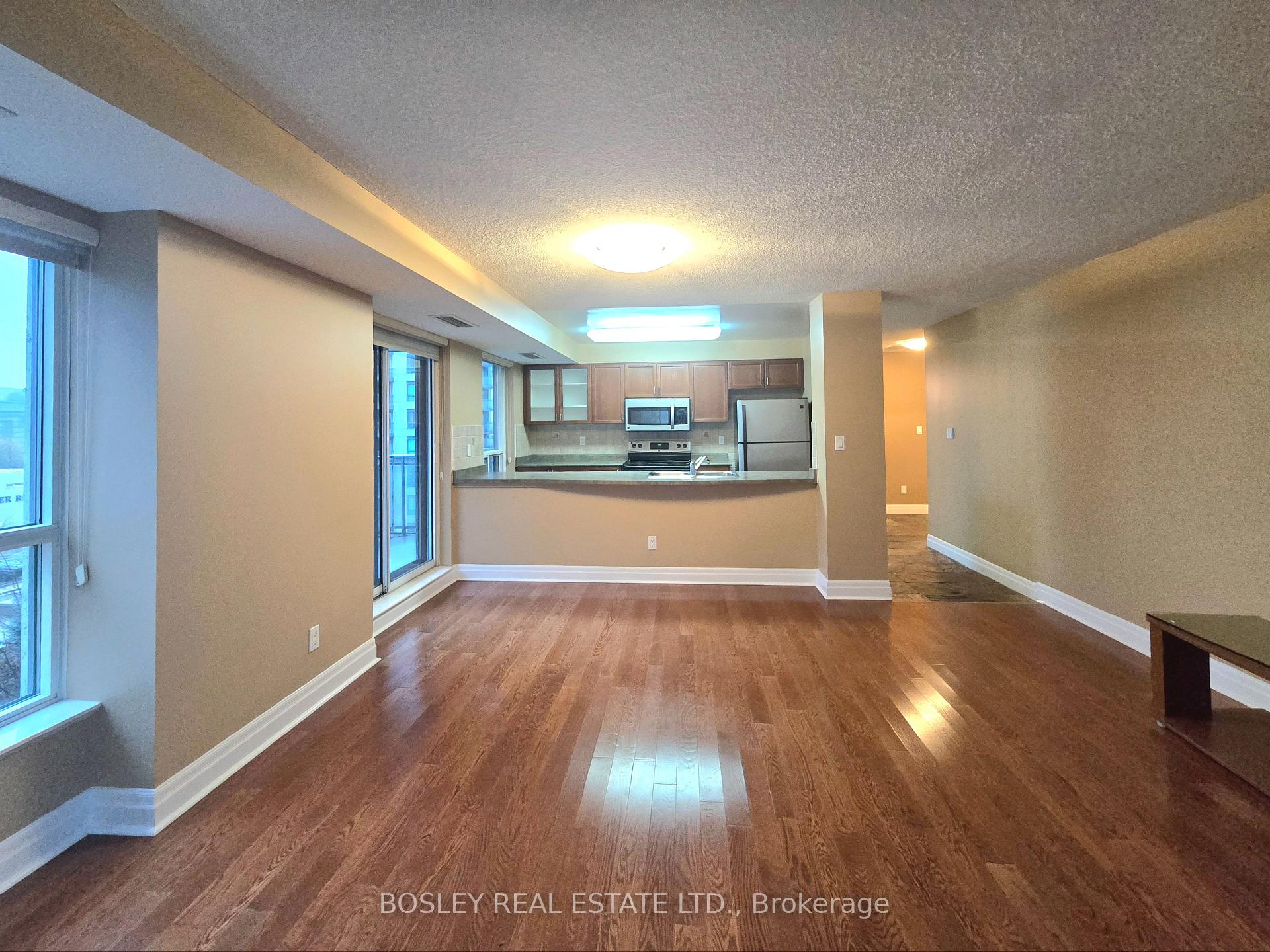 Photo 3 of Unit 615, 188 Doris Avenue, North York, Willowdale East — HOMEH