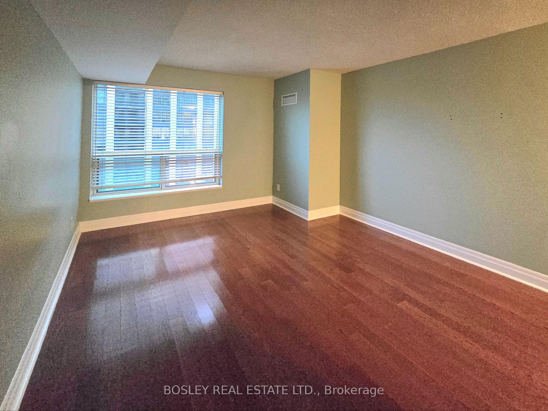 Photo 7 of Unit 615, 188 Doris Avenue, North York, Willowdale East — HOMEH