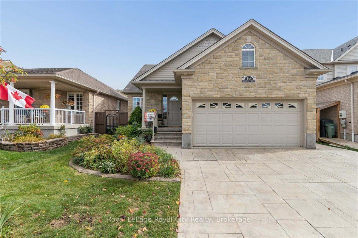 Photo 2 of 18 Mullin Drive, Guelph, Victoria North — HOMEH