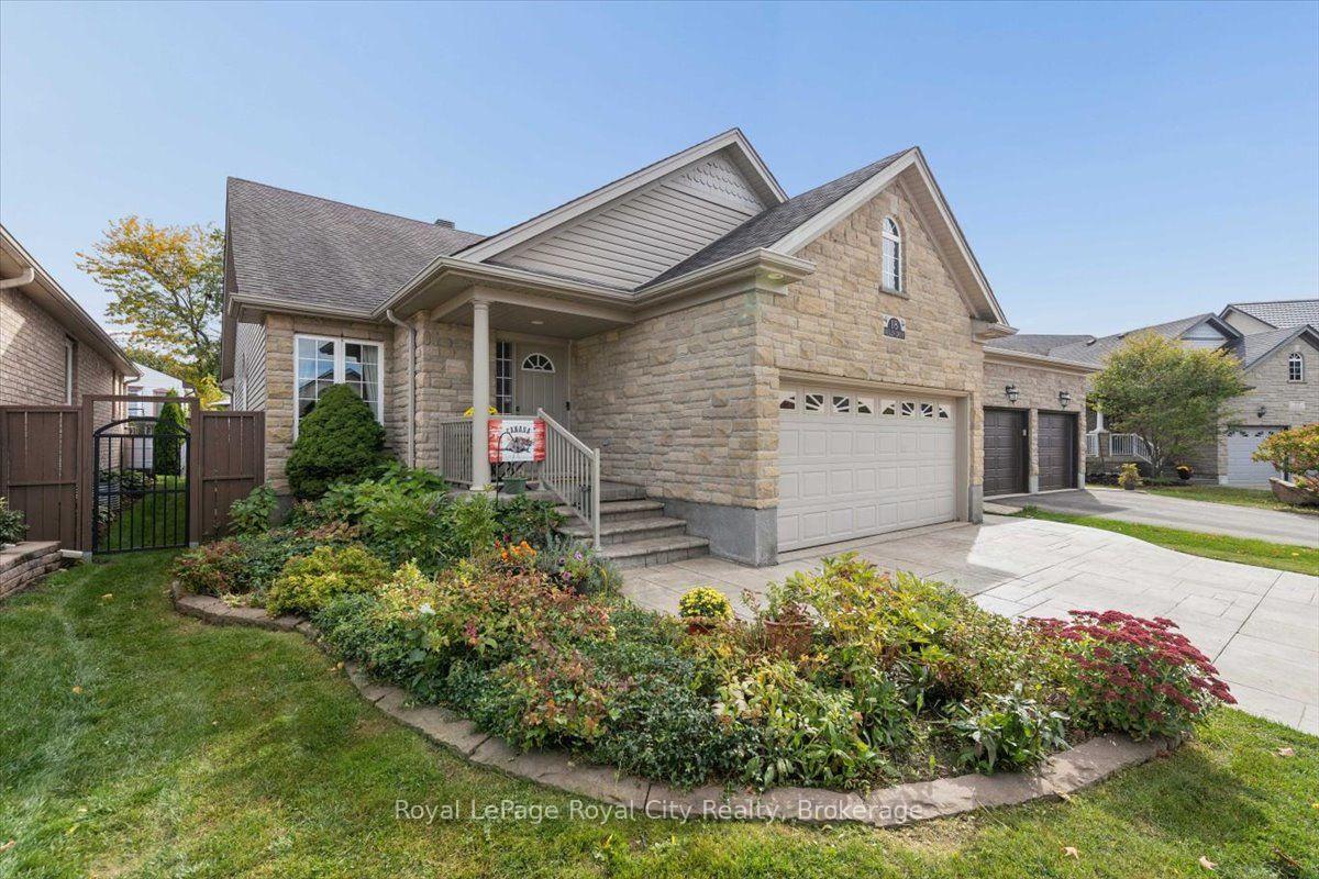 Photo 5 of 18 Mullin Drive, Guelph, Victoria North — HOMEH
