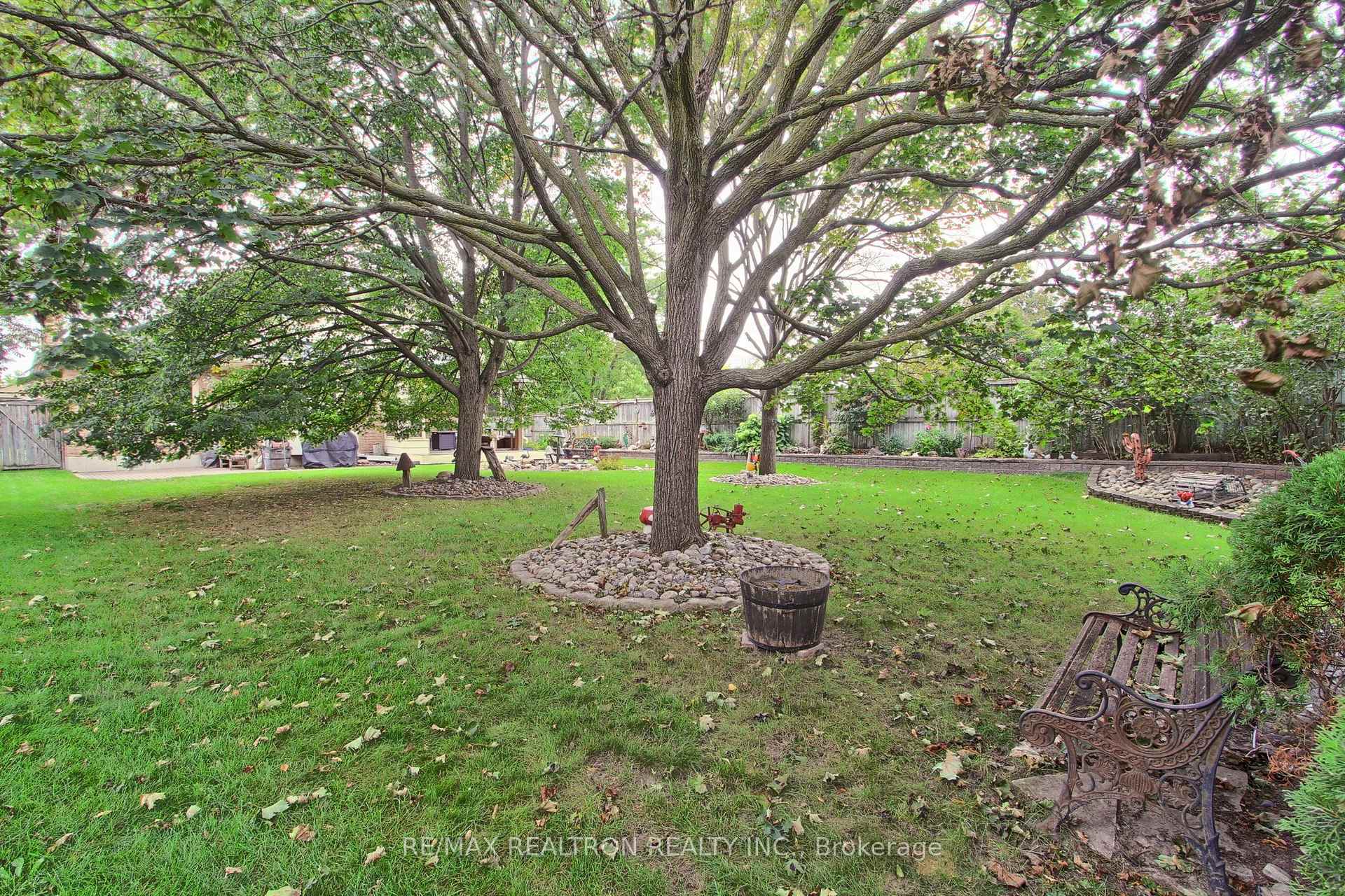 Photo 43 of 55 Redcastle Crescent, Georgina, Keswick South — HOMEH