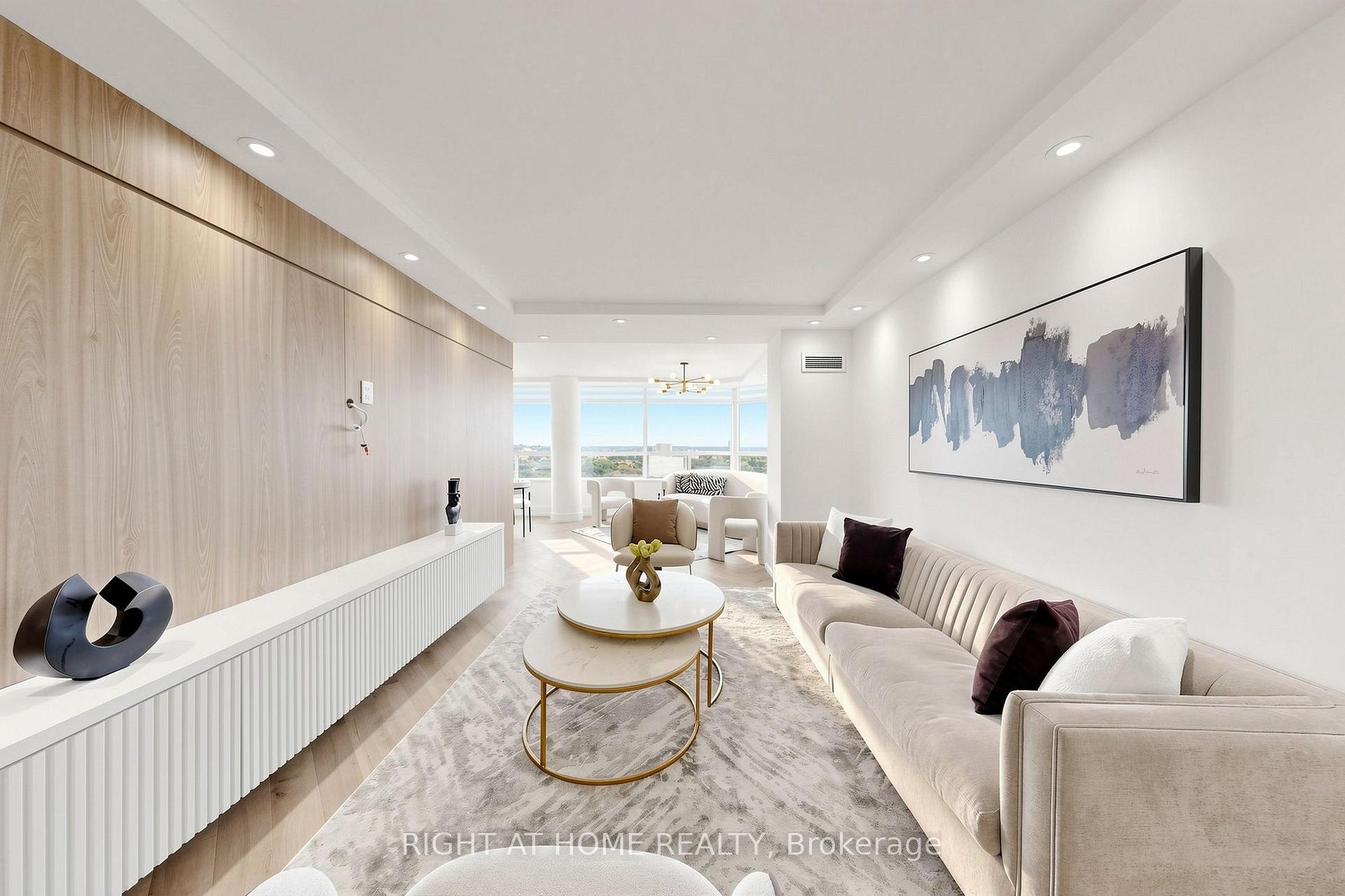 Photo 3 of Unit 1506, 7 Townsgate Drive, Vaughan, Crestwood-Springfarm-Yorkhill — HOMEH