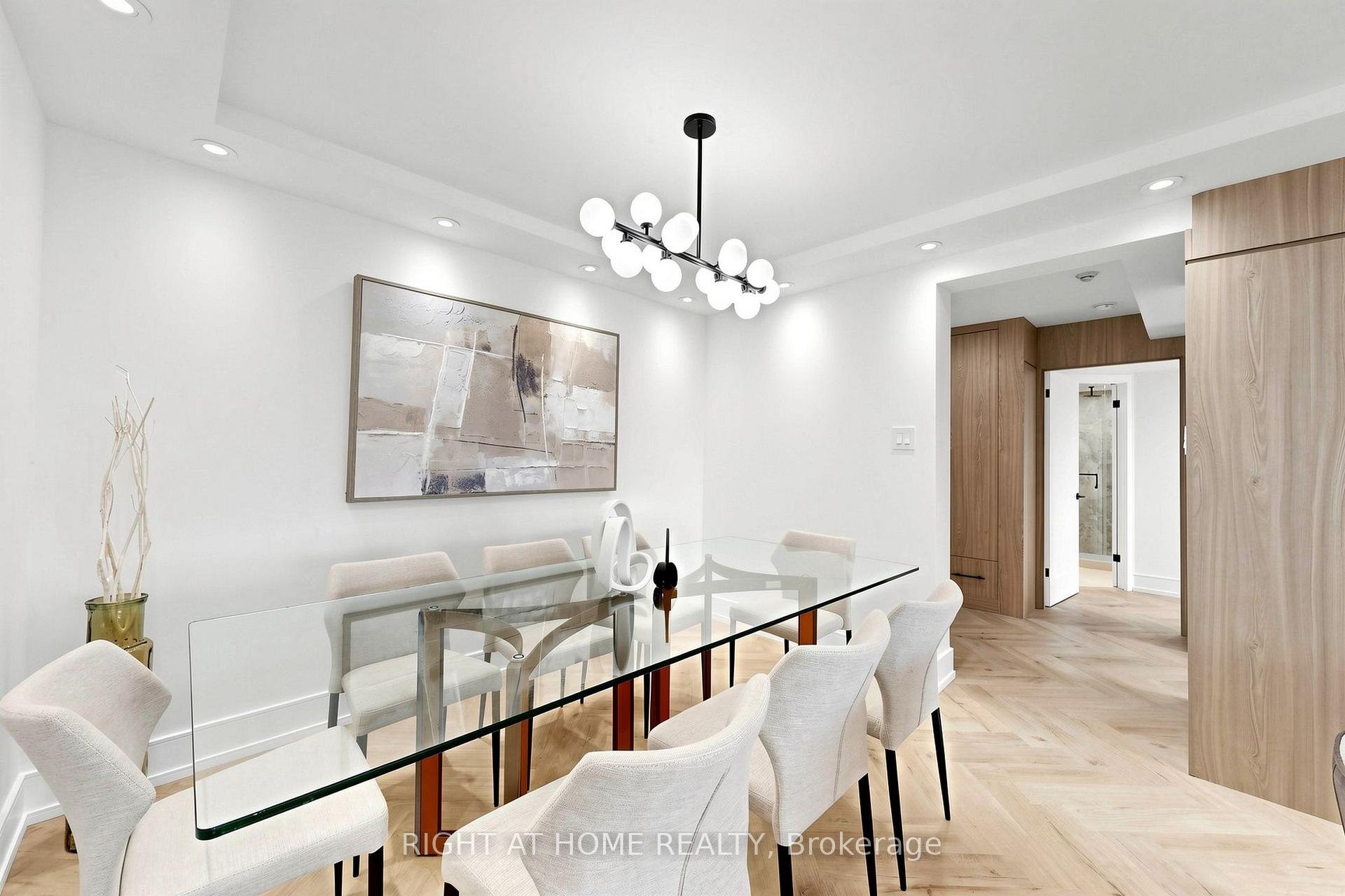 Photo 7 of Unit 1506, 7 Townsgate Drive, Vaughan, Crestwood-Springfarm-Yorkhill — HOMEH