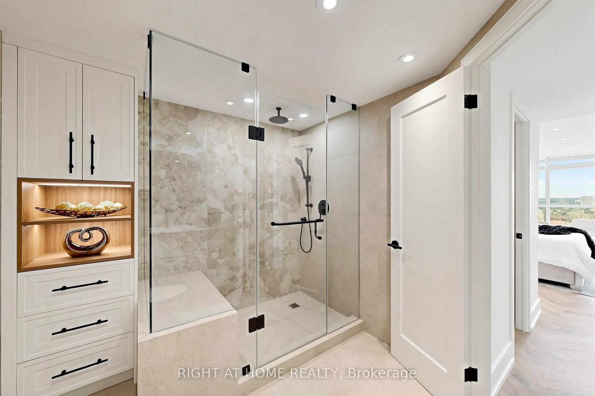 Photo 30 of Unit 1506, 7 Townsgate Drive, Vaughan, Crestwood-Springfarm-Yorkhill — HOMEH