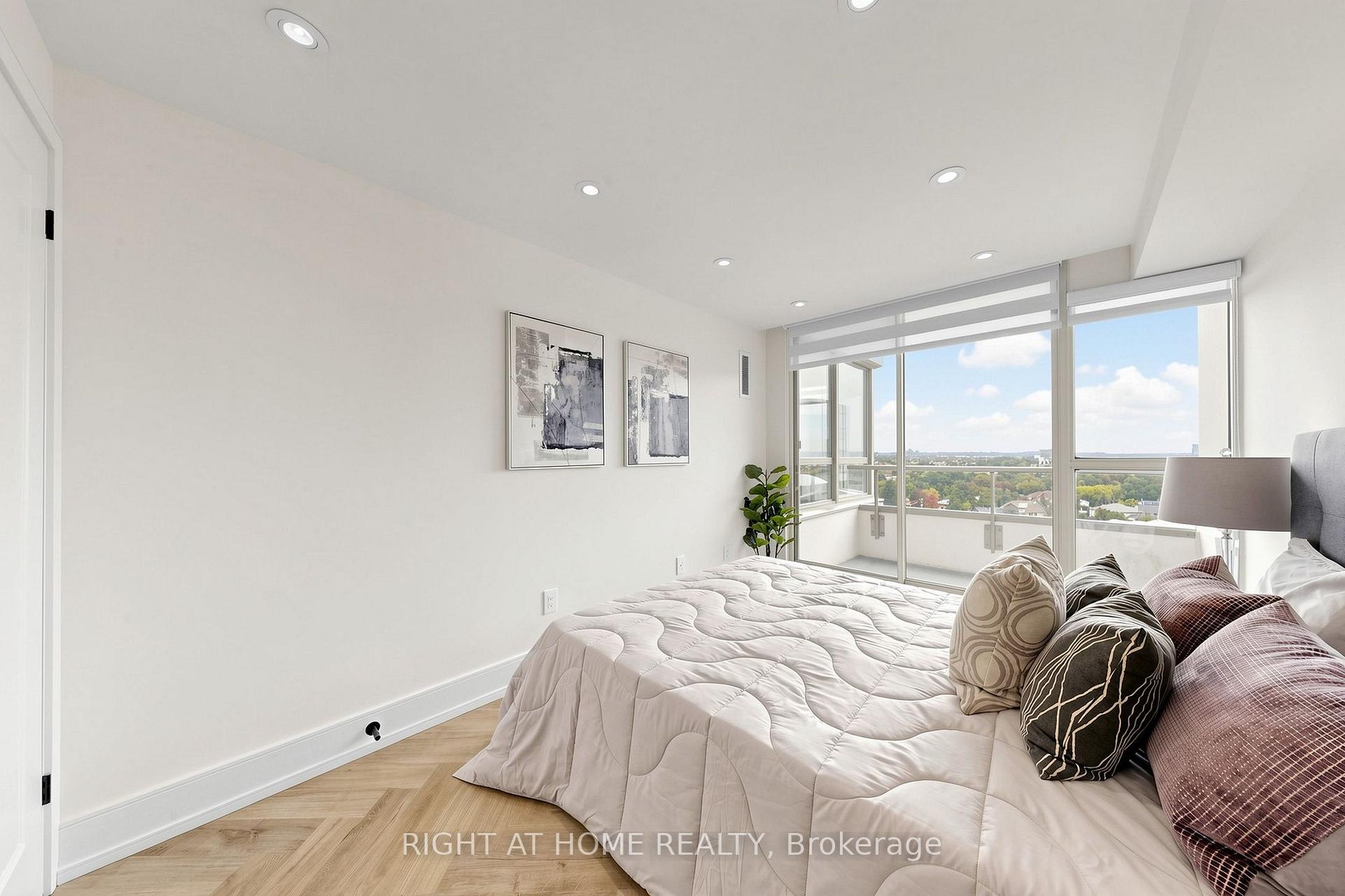 Photo 35 of Unit 1506, 7 Townsgate Drive, Vaughan, Crestwood-Springfarm-Yorkhill — HOMEH